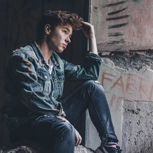 Meet your Posher, Christian